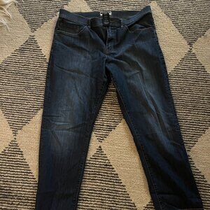 Travis Matthew jeans